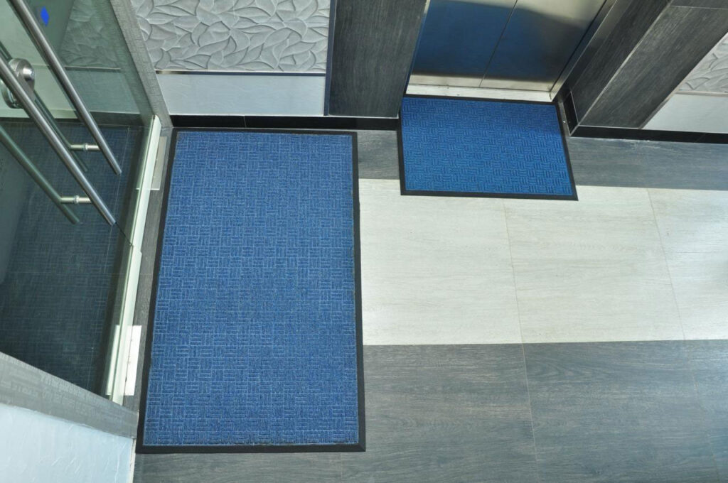 water absorbent mats